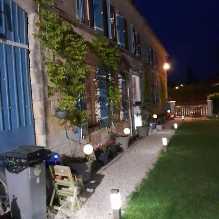 La Charentaise Des Lilas Saint-Léger エクステリア 写真